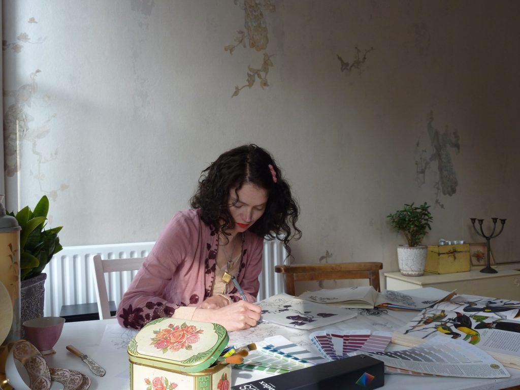 "In 2007, Elli Popp started to take its place in the design world, creating customised wall surface designs, with a neo-romantic inspiration."