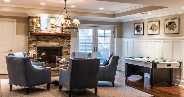Beach-Glass-Interior-Designs- Living-Room