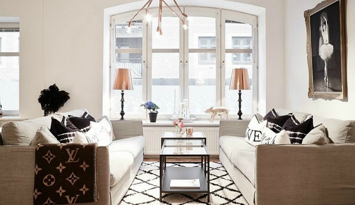 Texture-Diversity- in-a-Retro-Modern-Apartment-3