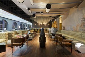 best-interior-designers-thomas-dariel-lady-bund-36C1496