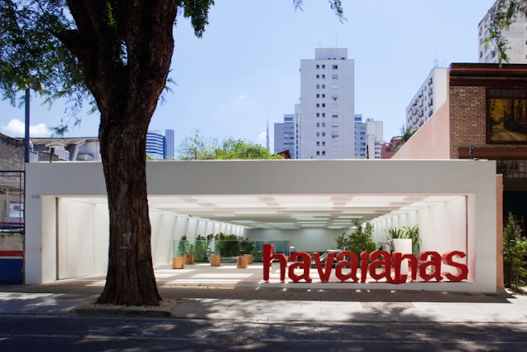 TOP-Interior-Designers-Isay-Weinfeld-40