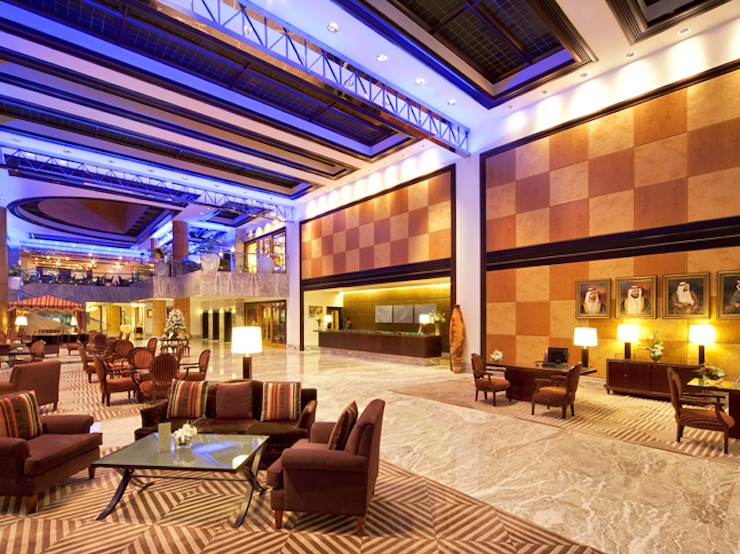 taj hotel palace dubai