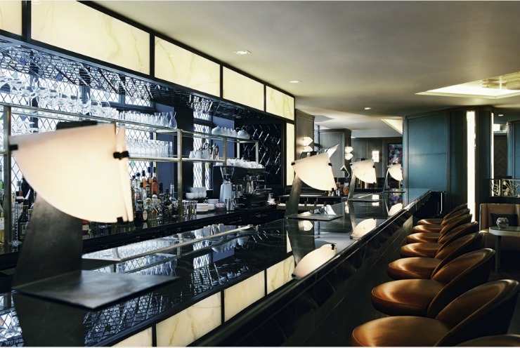 top-interior-designers-martin-brudnizki-gallery-the-club-at-the-ivy