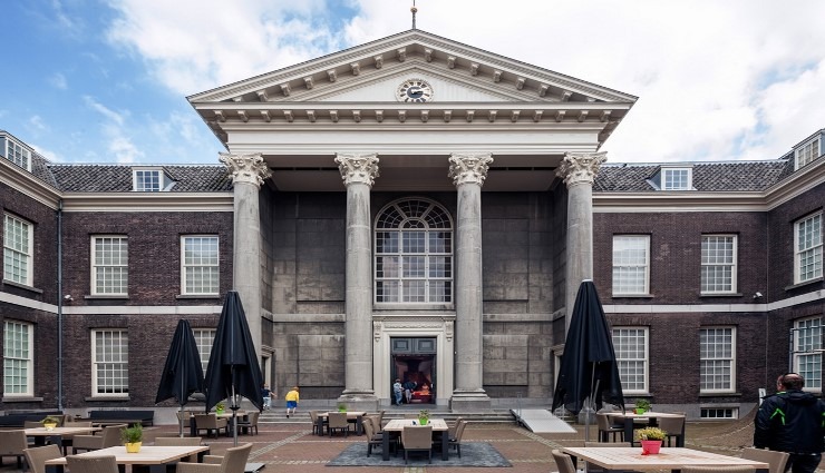 resized_best-interior-designers-top-architects-Jacob van Rijs-MUSEUM SCHIEDAM-1