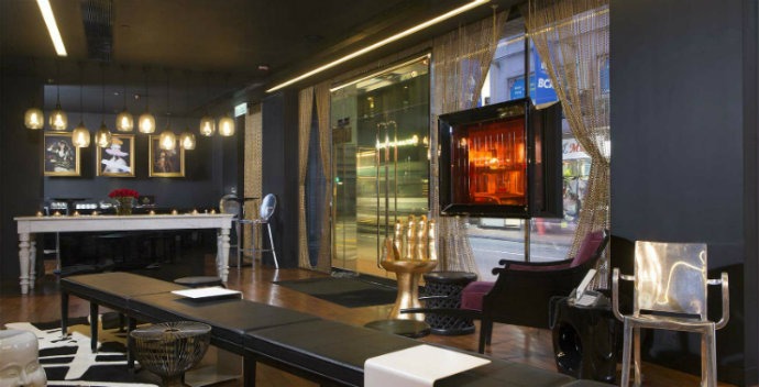 Incredible Top Interior Design Hotels to Celebrate New Year's Eve➤ Discover the season's newest designs and inspirations. Visit us at www.bestinteriordesigners.eu #bestinteriordesigners #topinteriordesigners #bestdesignprojects @BestID