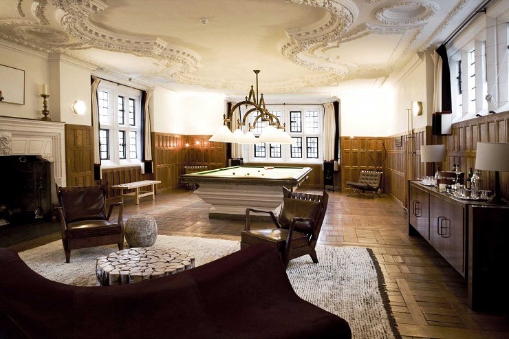 "101 decorating secrets from top interior designers"