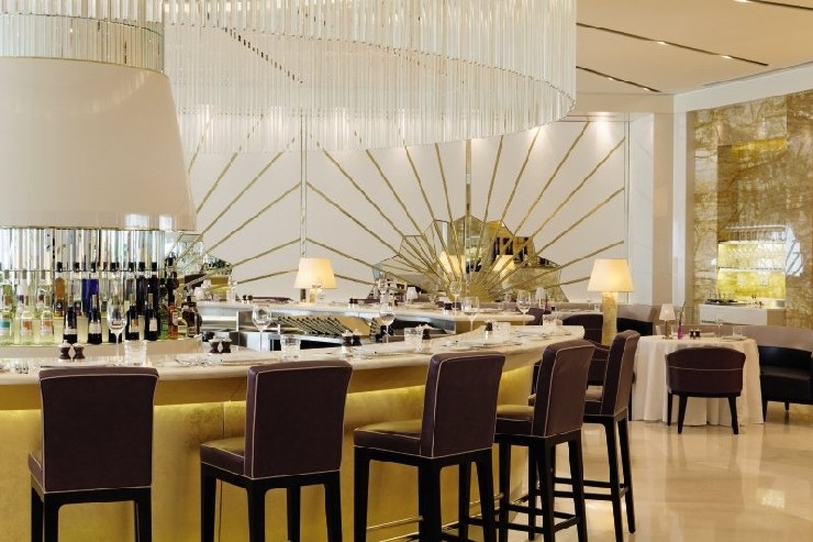 Oro, Abu Dhabi Bar embellished with Gold Mosaic by Martin Brudnizki Design Studio