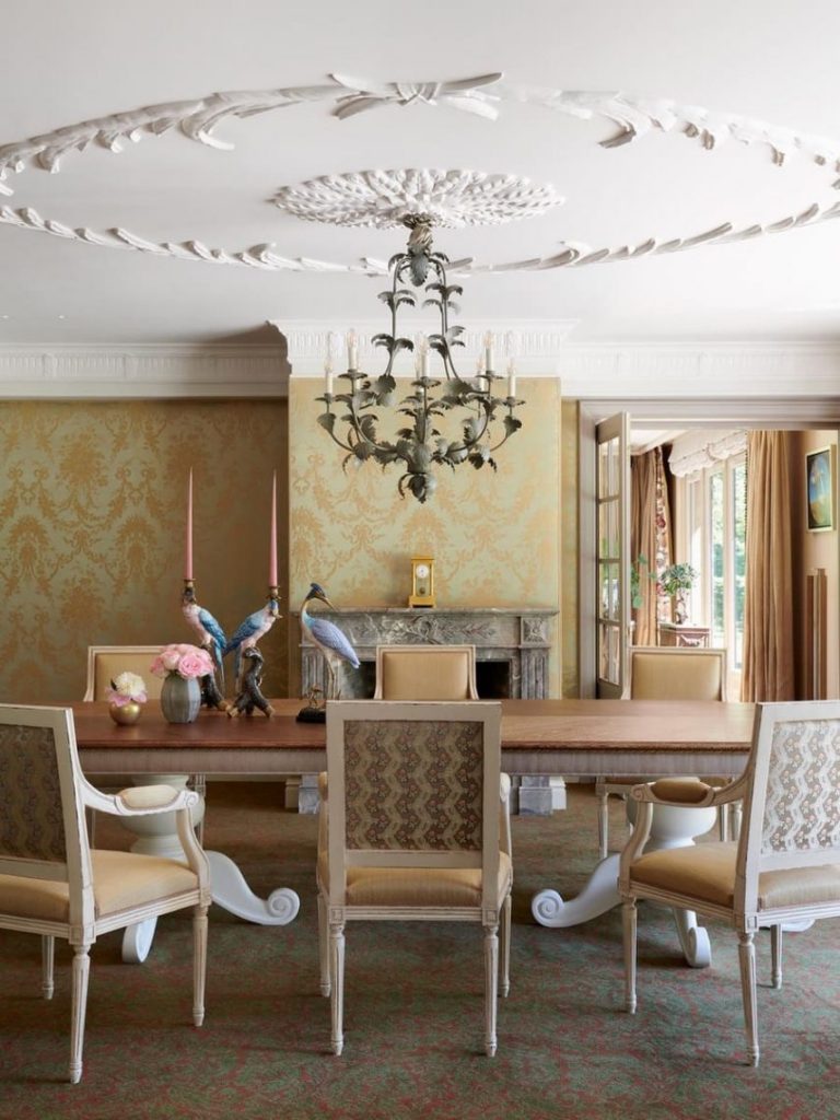 Classic Dining Room By Robin Toetenel