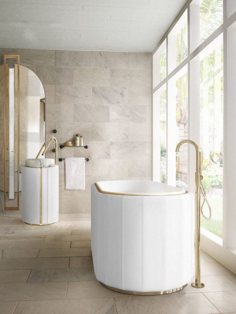 All White Calm Bathroom Design