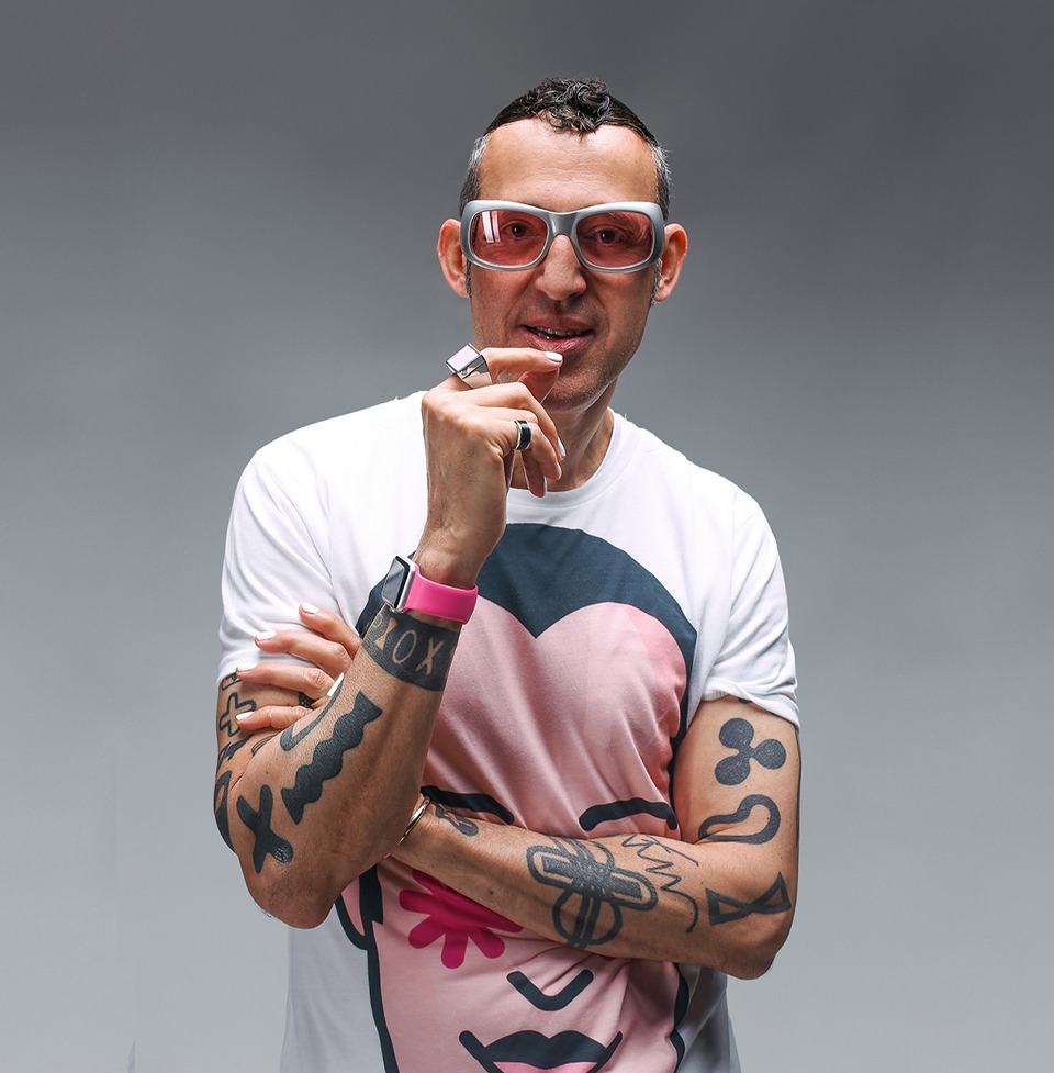 Karim Rashid’s New Collection: A Partnership With DelightFULL And Essential Home